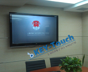 某社区矫正中心会议室用55寸触摸一体机胶壳壁挂款
