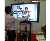 婚纱展会用移动支架触摸一体机